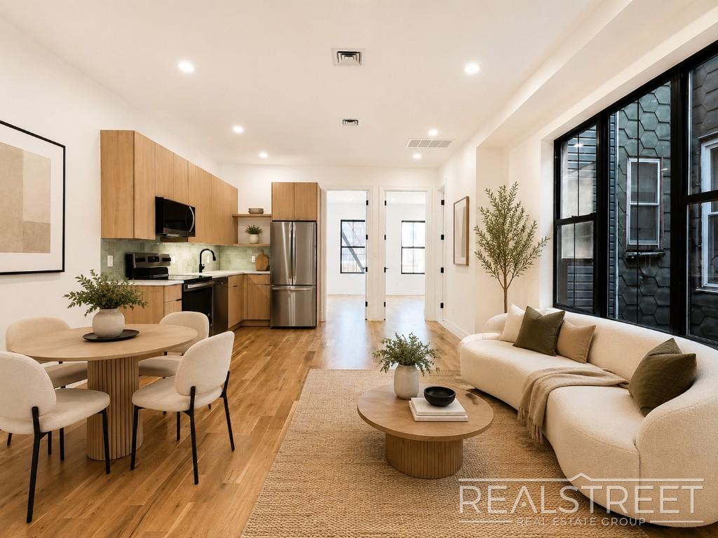 Interior of 1405 Greene Avenue #2